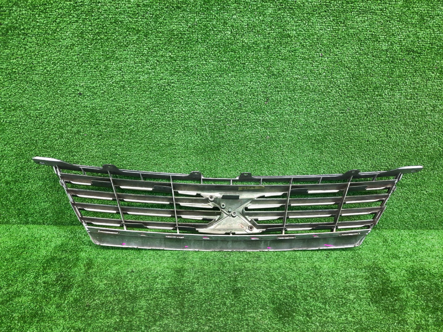 Решетка радиатора TOYOTA MARK X GRX125, GRX120, GRX121 53101-22600 3 ракурс