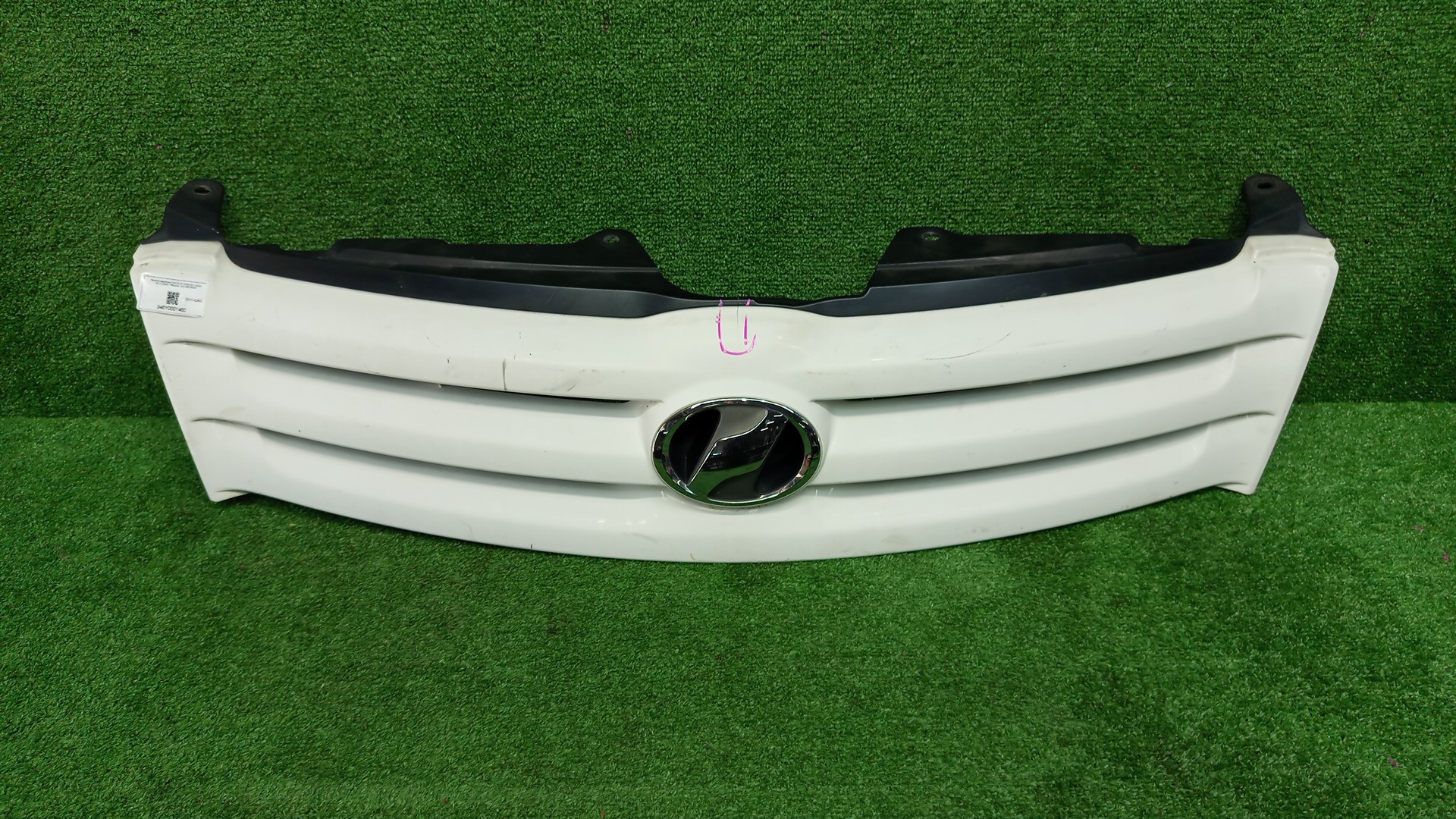Решетка радиатора TOYOTA IST NCP60, NCP65, NCP61 53111-52400 1 ракурс