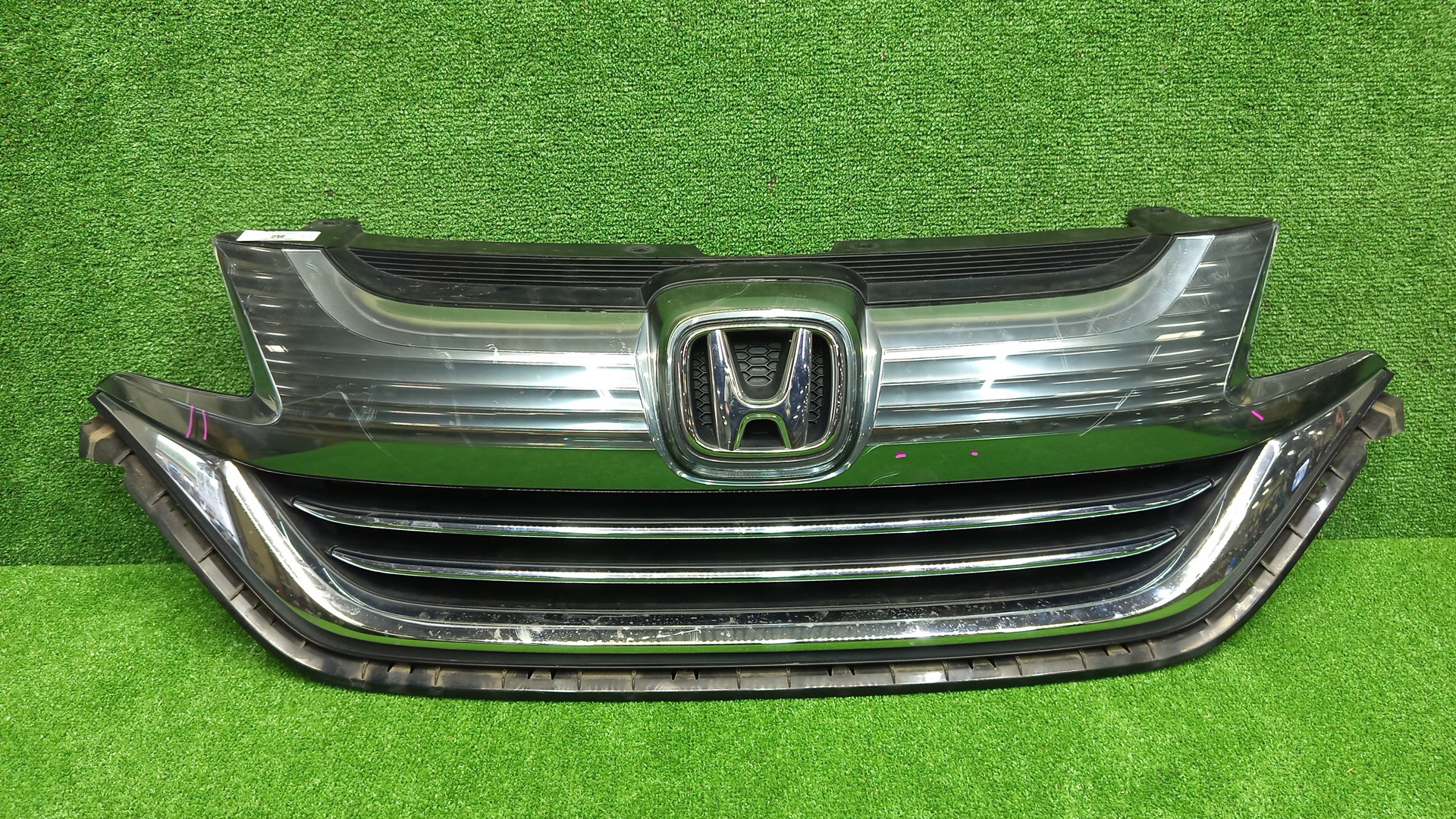 Решетка радиатора HONDA FREED+, FREED GB5, GB6, GB7, GB8 71106-T0K 1 ракурс