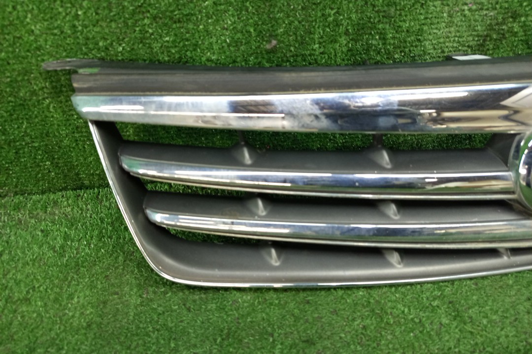 Решетка радиатора TOYOTA COROLLA  AXIO NZE141 53101-12B40 2 ракурс