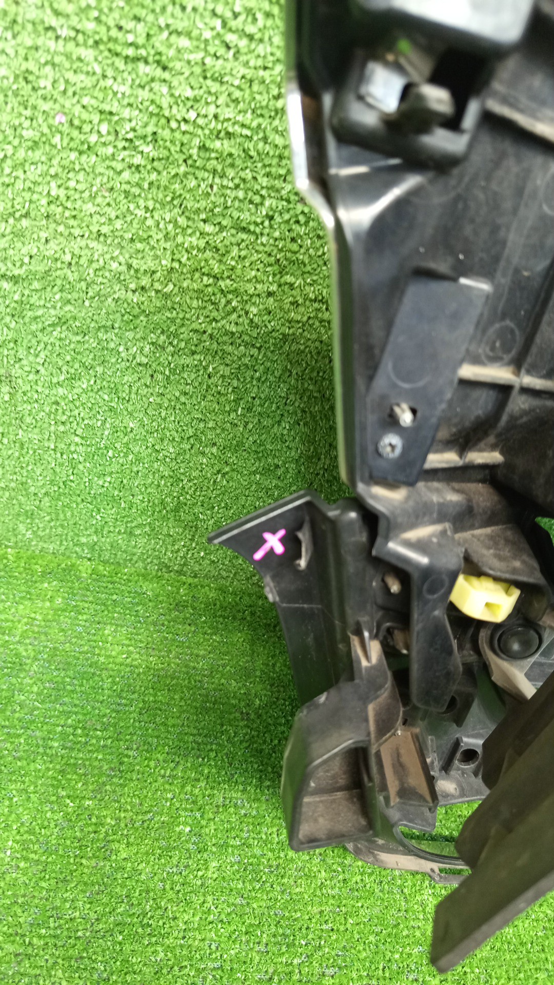 Решетка радиатора HONDA STEPWGN RP3 71121-TAA-J01-M1 3 ракурс