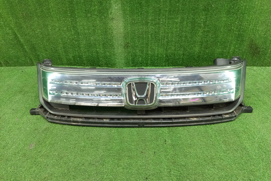 Решетка радиатора HONDA FREED SPIKE GP3 71121-SWZ-003 1 ракурс