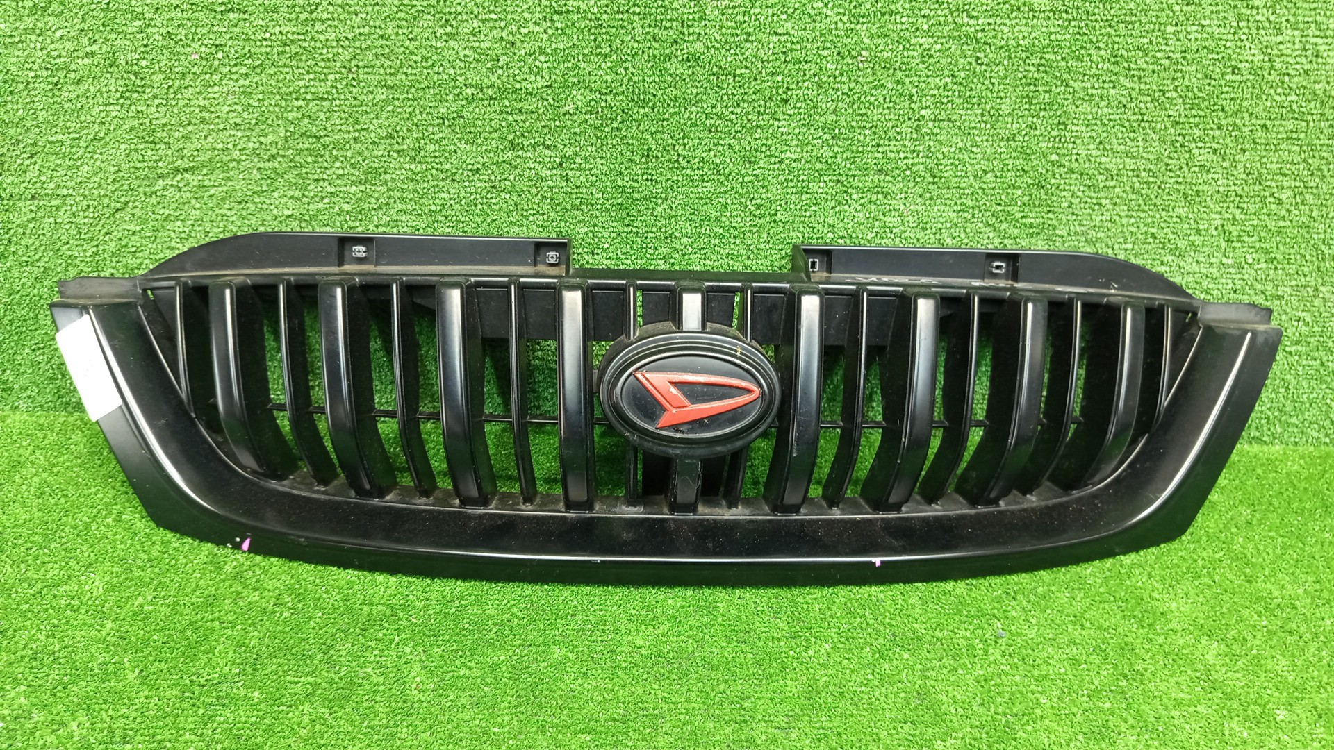 Решетка радиатора DAIHATSU TERIOS J102G 53111-87419 1 ракурс