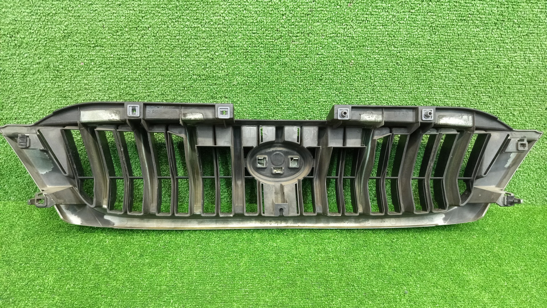 Решетка радиатора DAIHATSU TERIOS J102G 53111-87419 4 ракурс