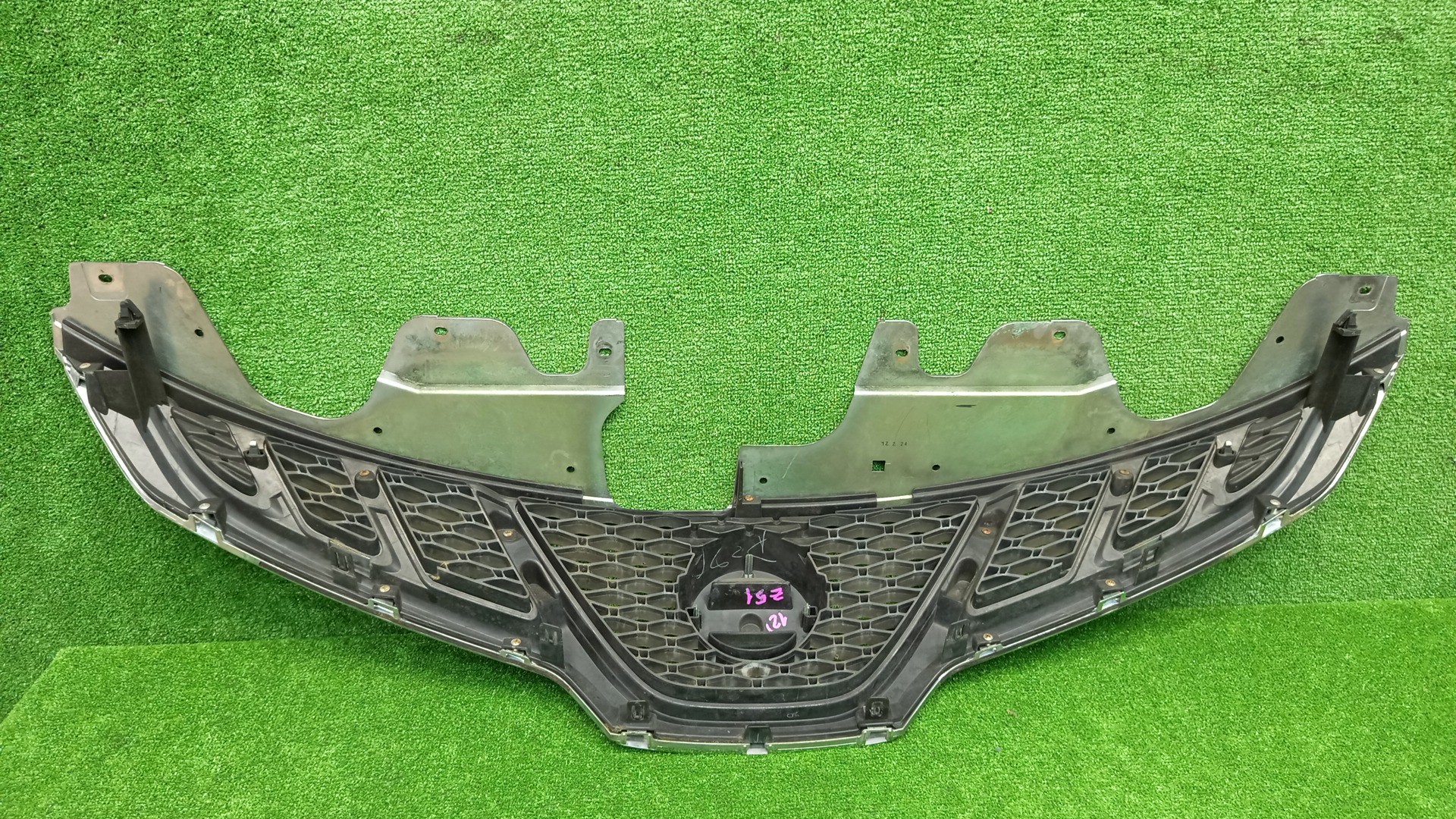 Решетка радиатора NISSAN MURANO TZ51, TNZ51, Z51, PNZ51 62310-1SZ0A 2 ракурс