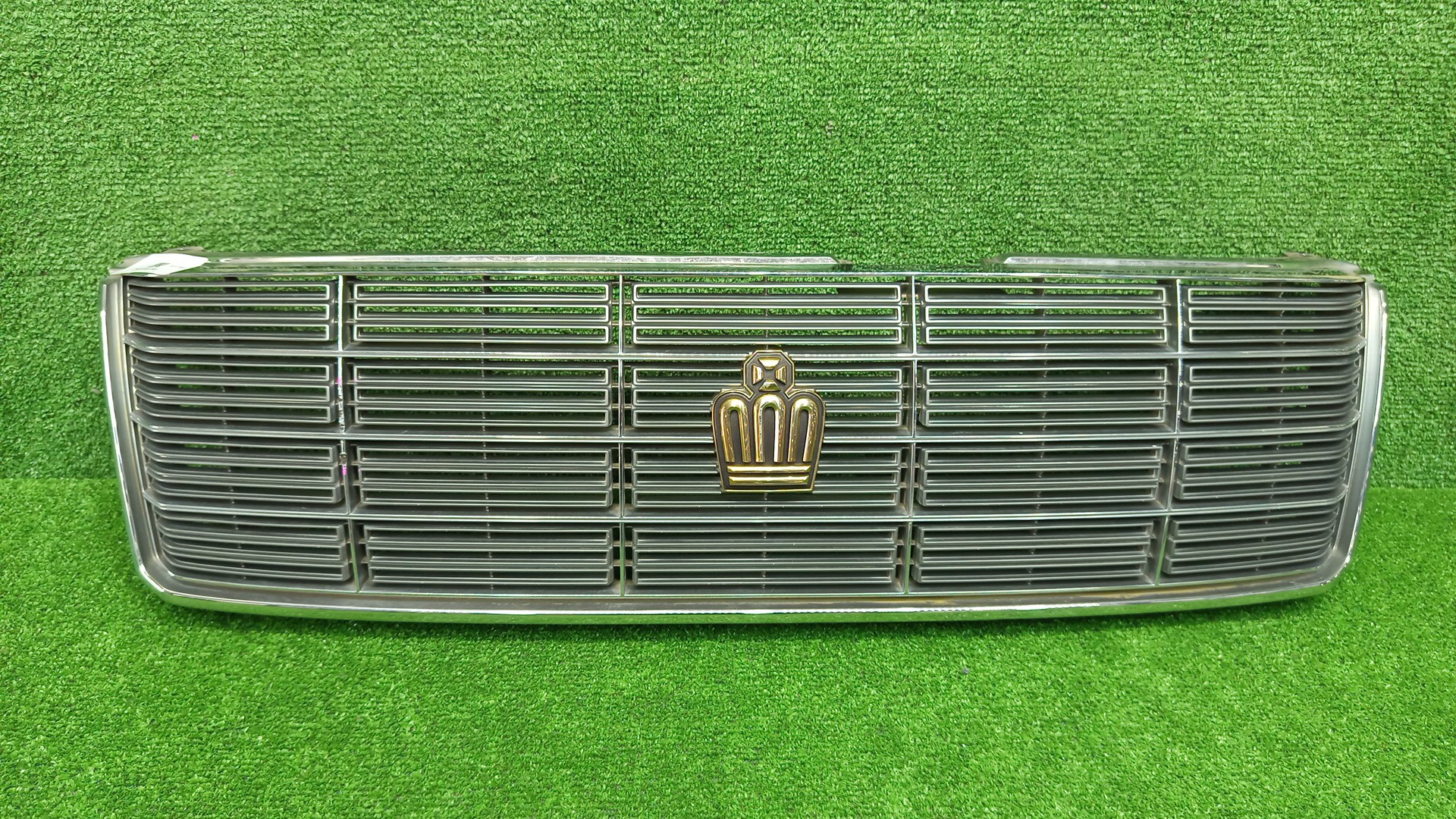 Решетка радиатора TOYOTA CROWN JZS151, JZS155, GS151, LS151, JZS157, JZS153 53111-30670 1 ракурс