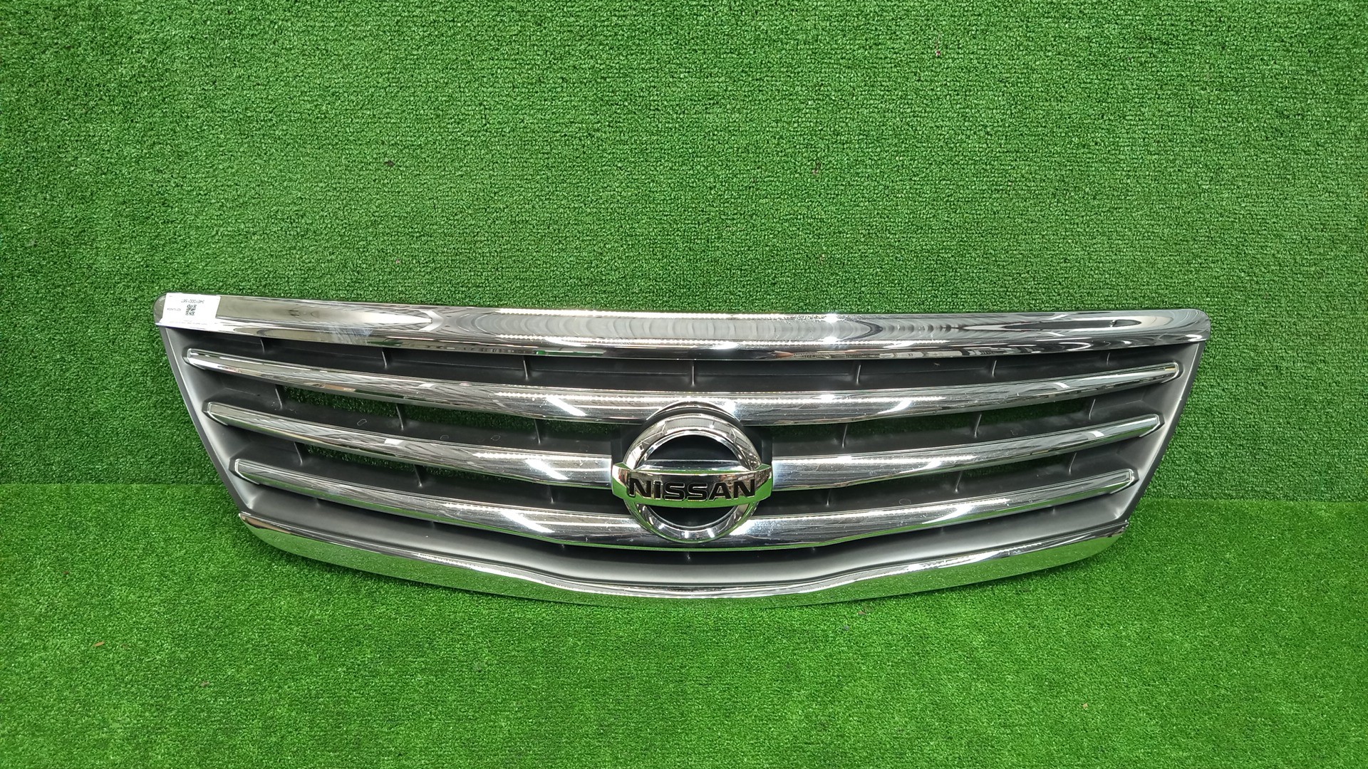 Решетка радиатора NISSAN TEANA J32 62310JN00A 1 ракурс