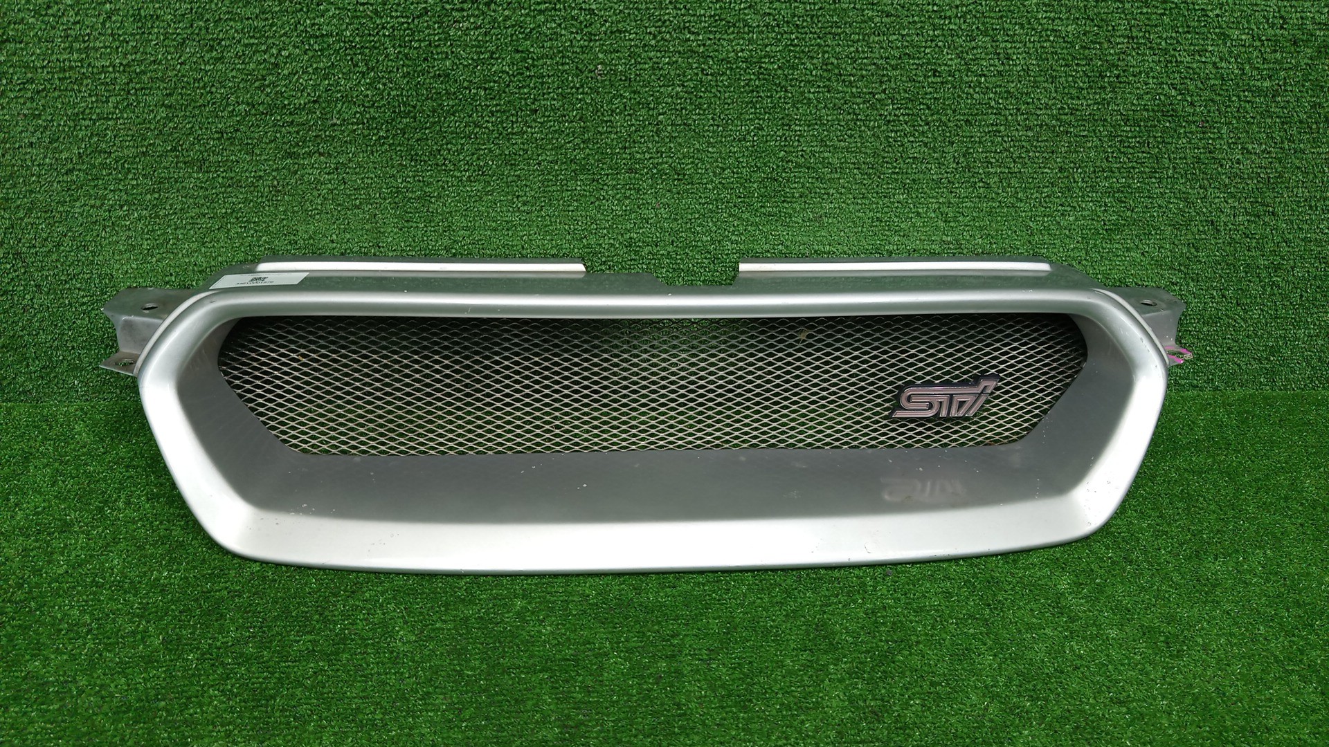 Решетка радиатора SUBARU LEGACY BP9, BP5, BPE SPEC-B 1 ракурс