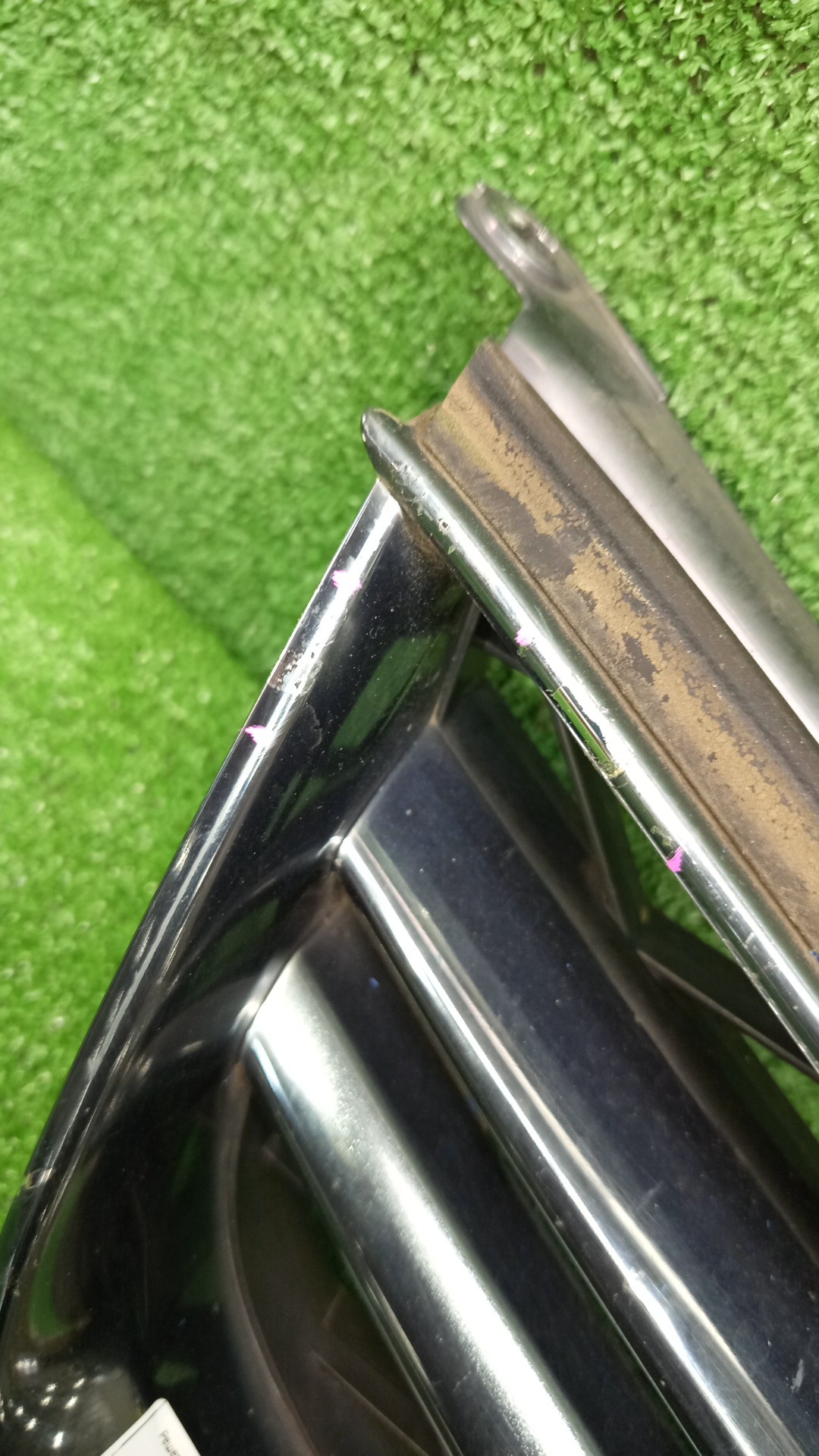 Решетка радиатора TOYOTA COROLLA FIELDER ZRE142G 53101-13210 3 ракурс