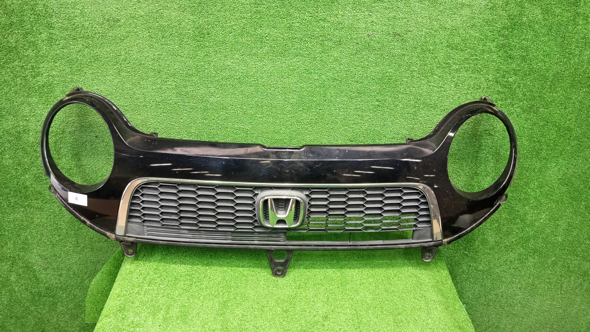 Решетка радиатора HONDA N-ONE JG1 71122-T4G-N0-50 1 ракурс