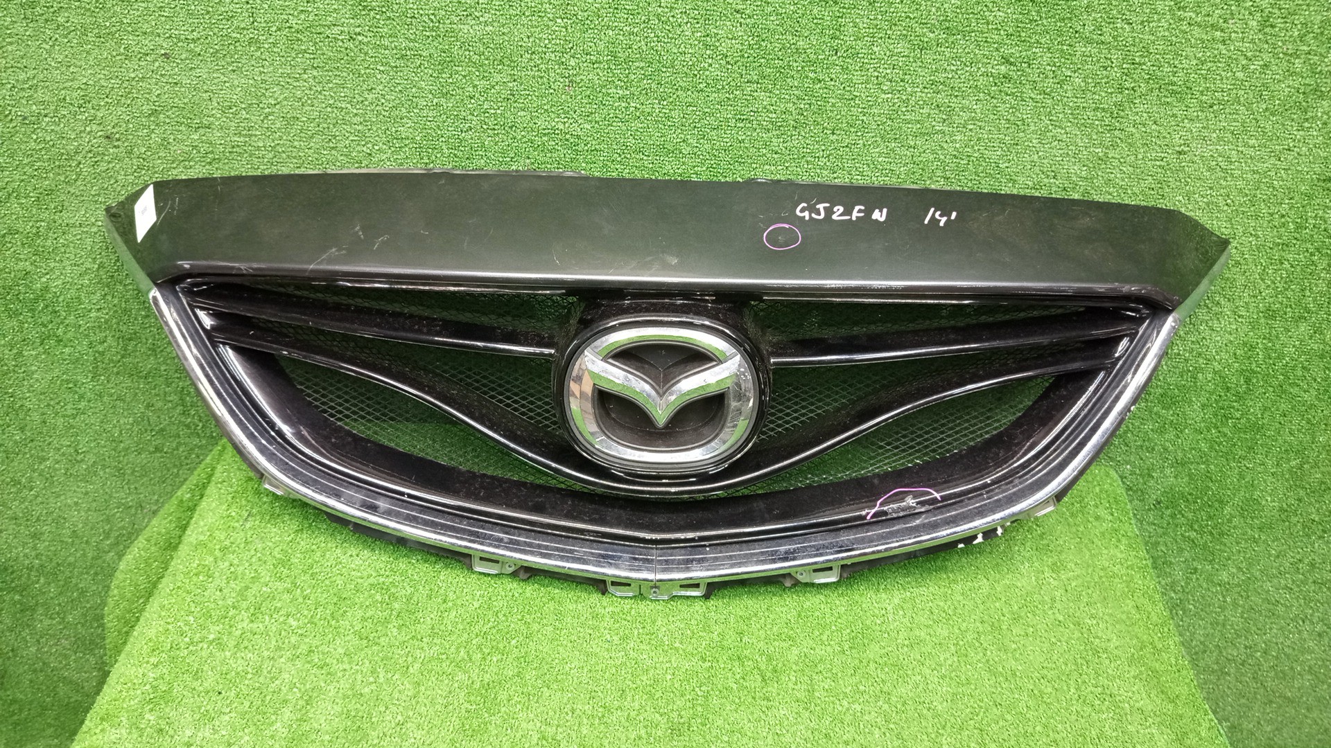 Решетка радиатора MAZDA ATENZA, 6 GJ5FW, GJEFW, GJ2FW 1 ракурс