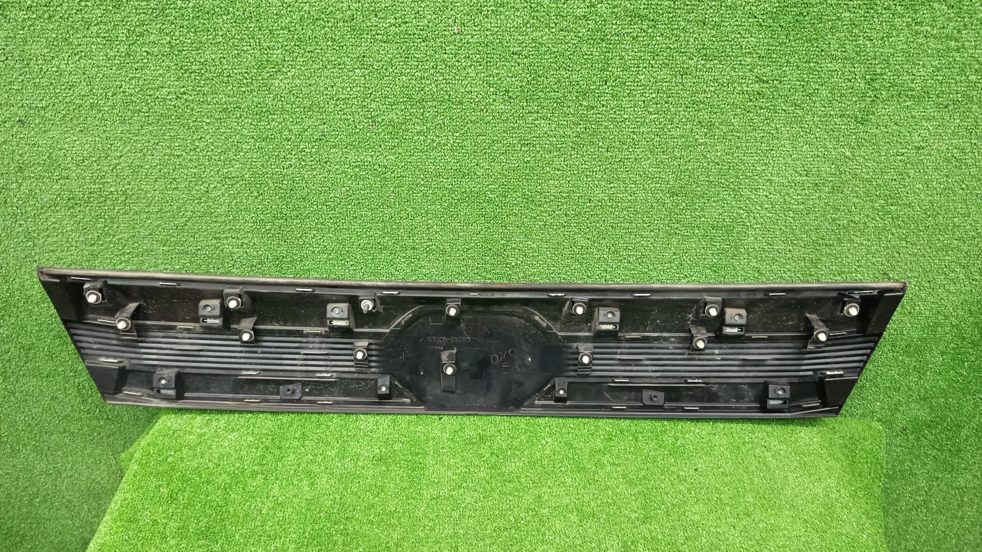 Решетка радиатора TOYOTA ROOMY M900A 53105-B1090 2 ракурс