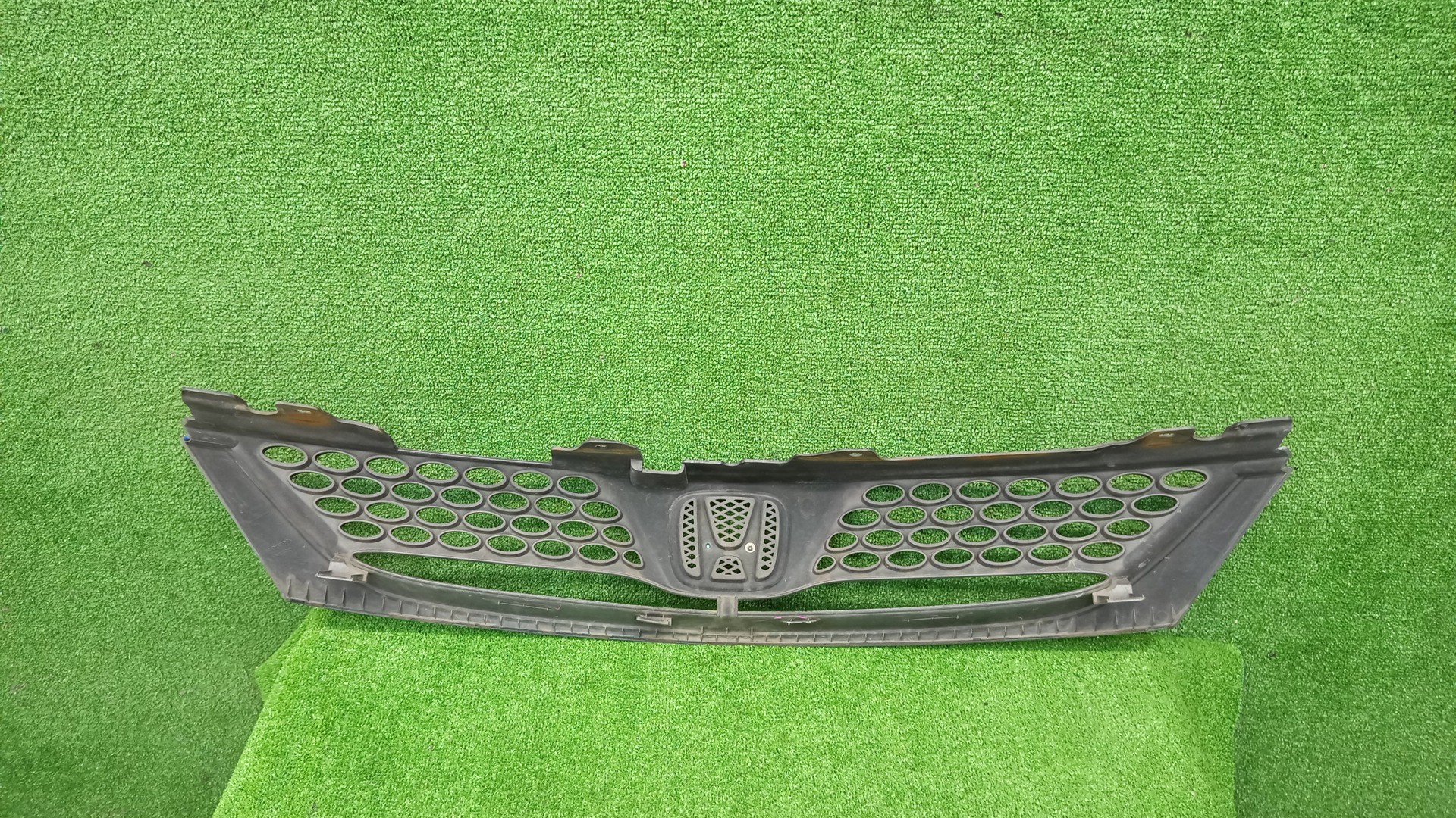 Решетка радиатора HONDA AIRWAVE GJ1, GJ2 08F21-SLA-0M00-01 5 ракурс
