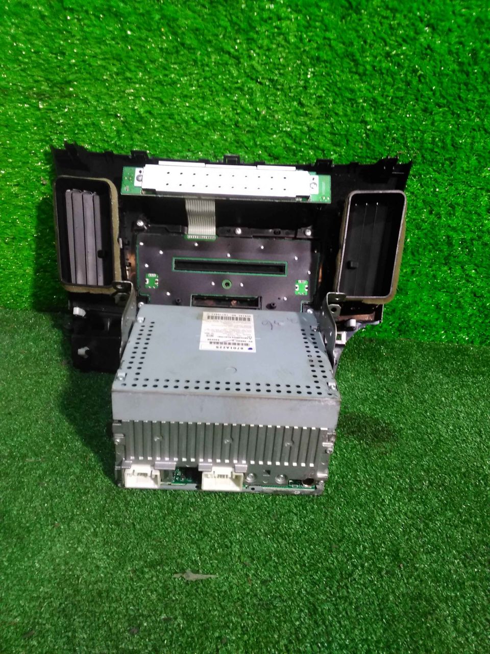 Магнитофон MITSUBISHI GALANT FORTIS CY4A 8701A225 DY3W69U2 2 ракурс Магнитофон MITSUBISHI GALANT FORTIS CY4A 8701A225 DY3W69U2 2 ракурс