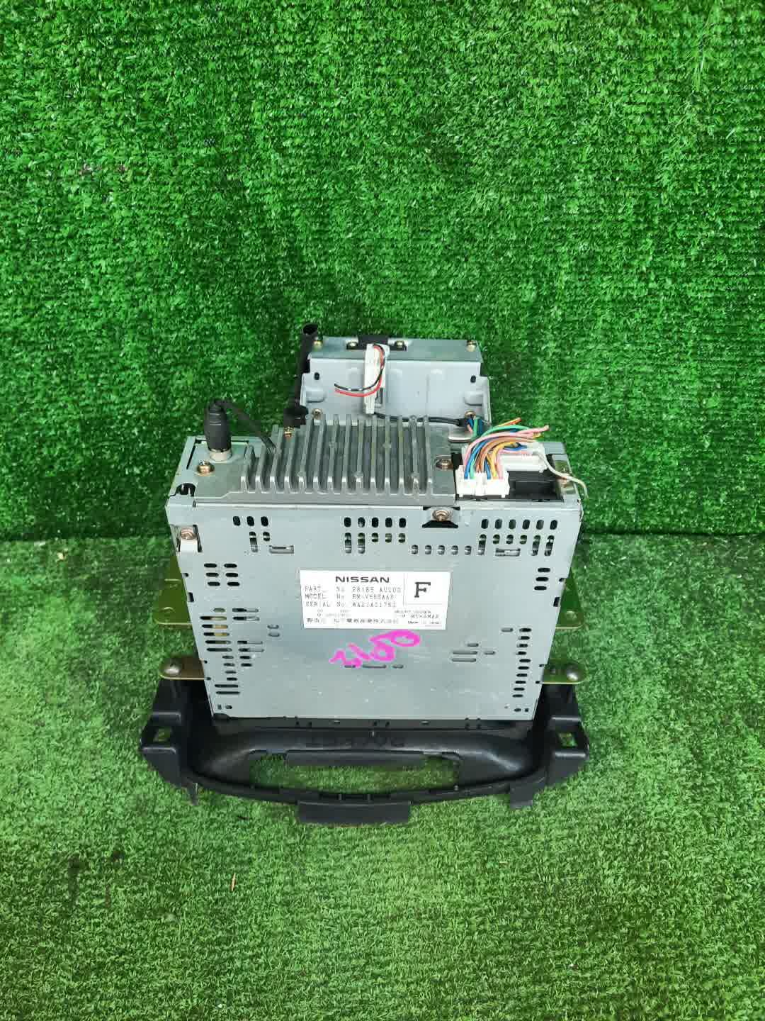 Магнитофон NISSAN PRIMERA QP12 28185-AU000 4 ракурс