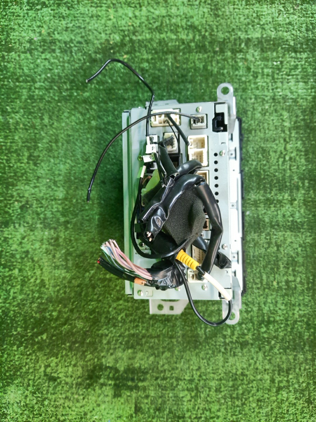 Магнитофон TOYOTA PRIUS ZVW50 86100-47550 4 ракурс