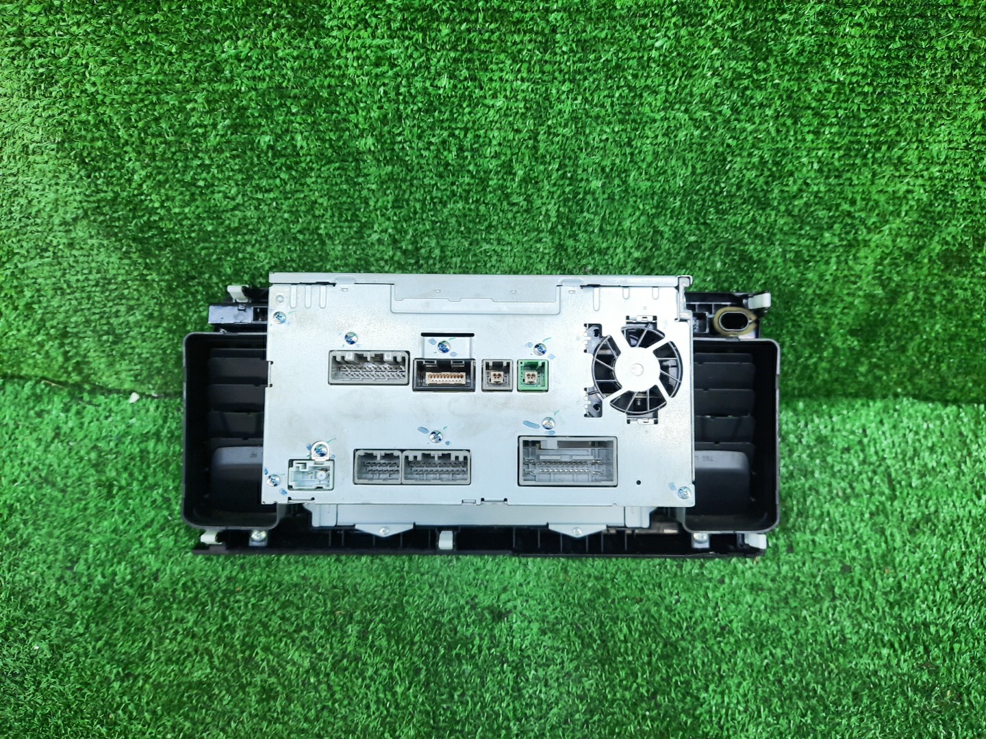 Магнитофон HONDA N-WGN JH1 39100-T6G-J31-H1 2 ракурс