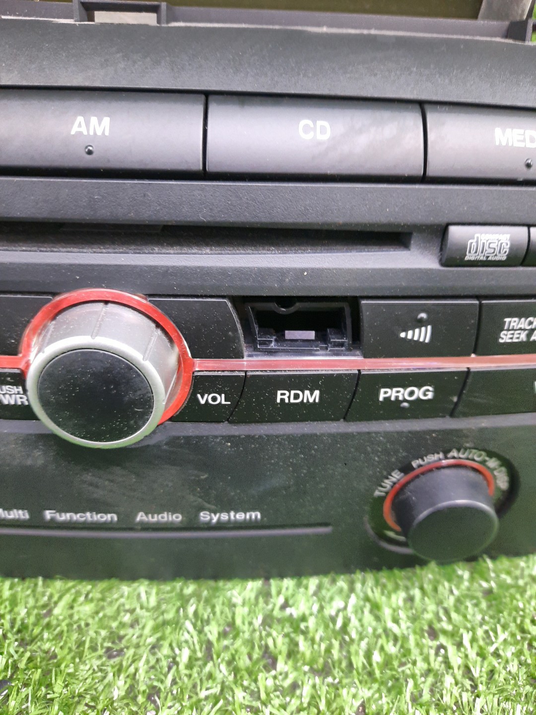 Магнитофон MAZDA AXELA BKEP B33A-B6-AR0 2 ракурс Магнитофон MAZDA AXELA BKEP B33A-B6-AR0 2 ракурс