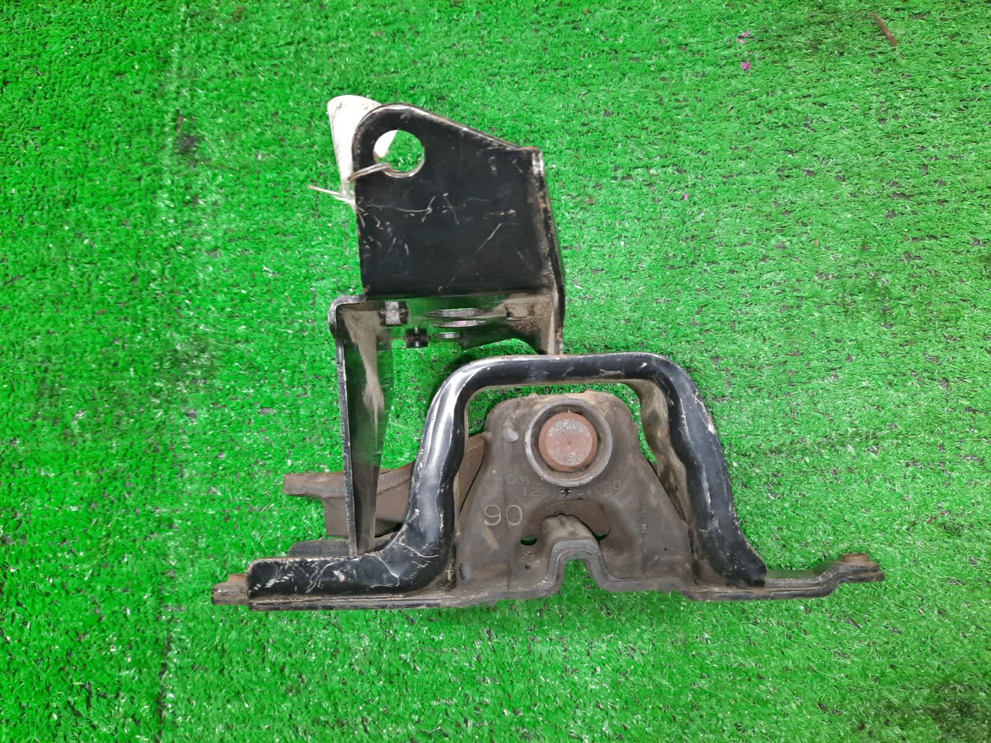 Подушка двс левая передняя DAIHATSU BOON M601S 1NR-FE 12306-B1090 2 ракурс
