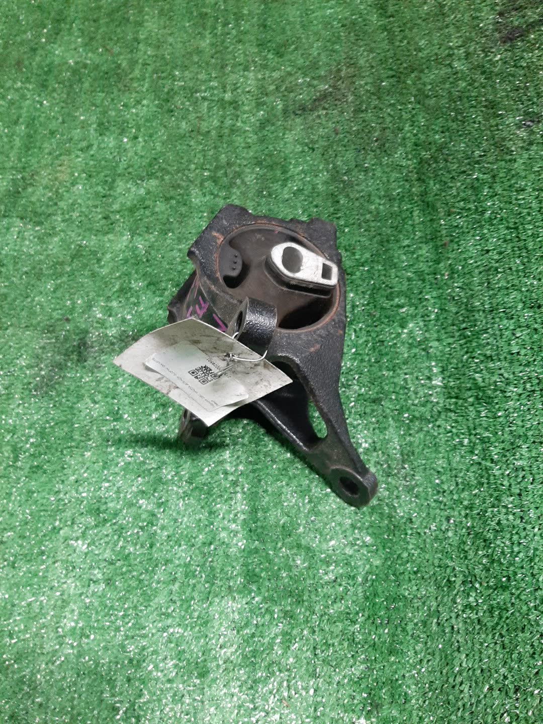 Подушка двс левая MAZDA ATENZA GJ2FW SH-VPTR 1 ракурс