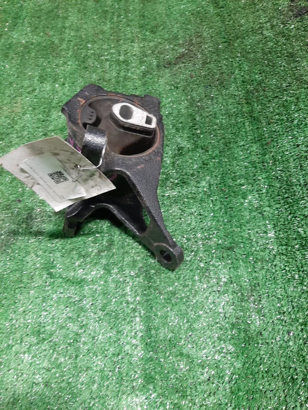 Подушка двс левая MAZDA ATENZA GJ2FW SH-VPTR 2 ракурс