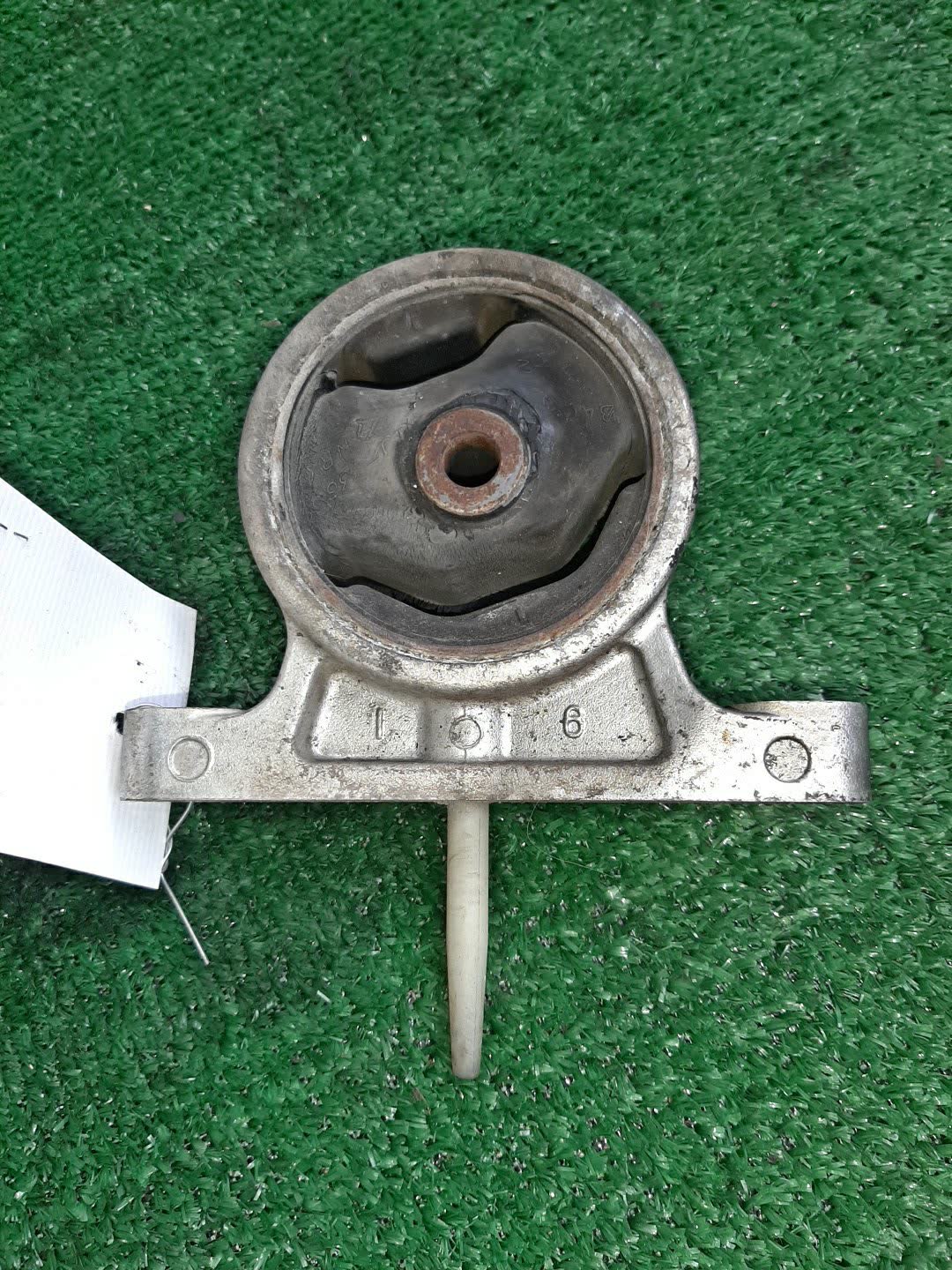 Подушка двс левая передняя SUZUKI AERIO RB21S M15A 2 ракурс