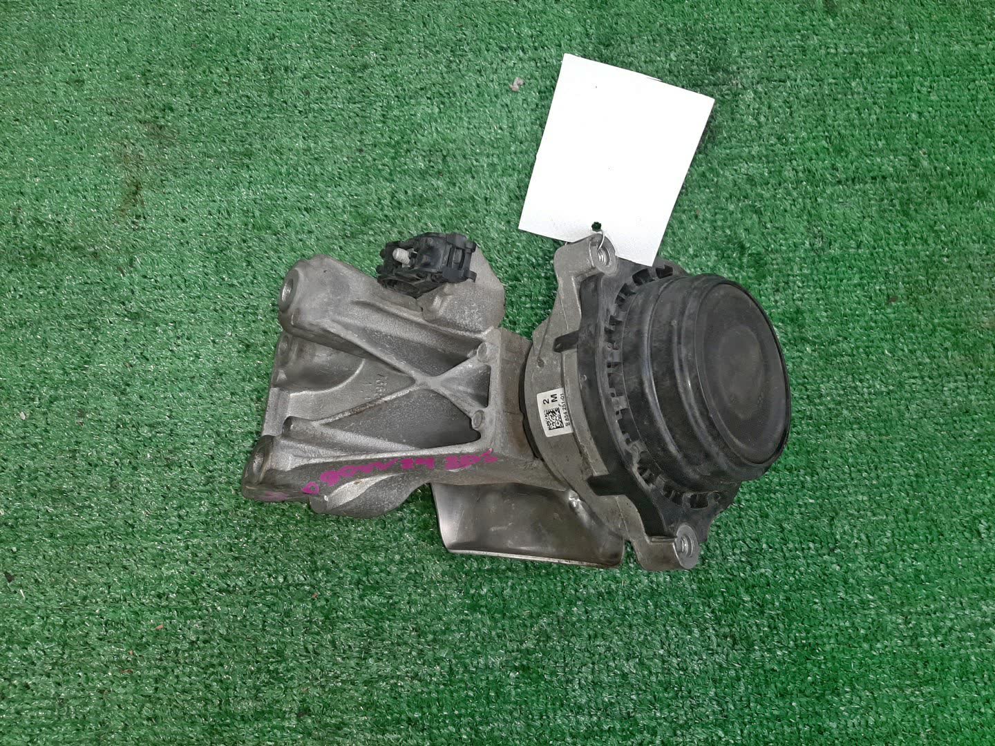 Подушка двс левая передняя BMW 1-Series F20 N13B16A 6.854251 2 ракурс