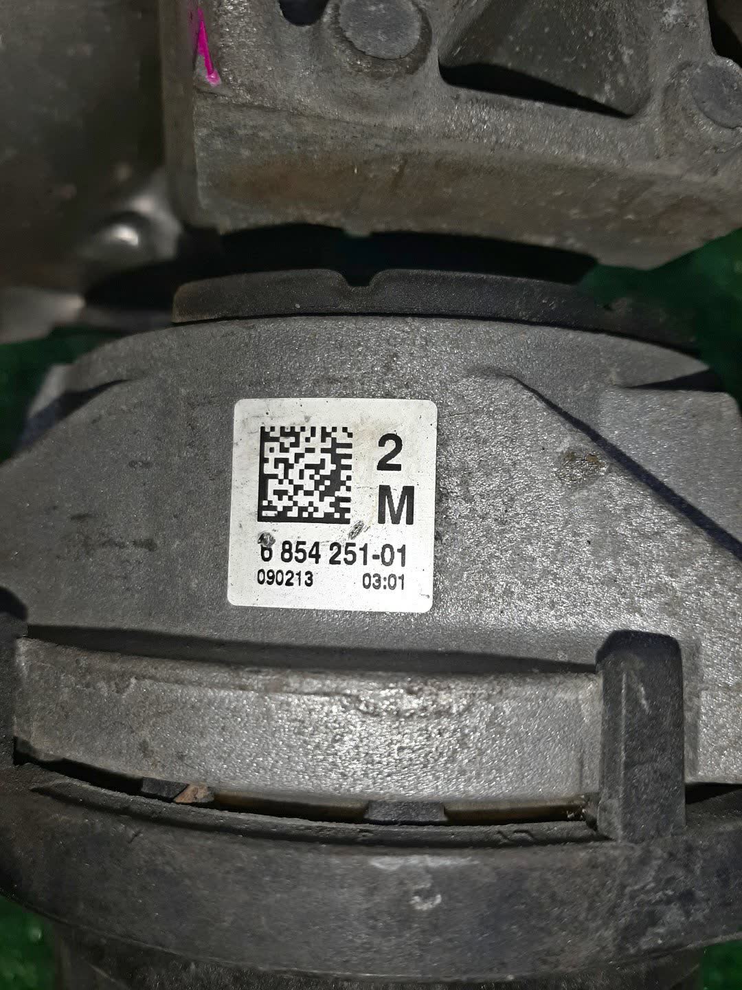 Подушка двс левая передняя BMW 1-Series F20 N13B16A 6.854251 3 ракурс