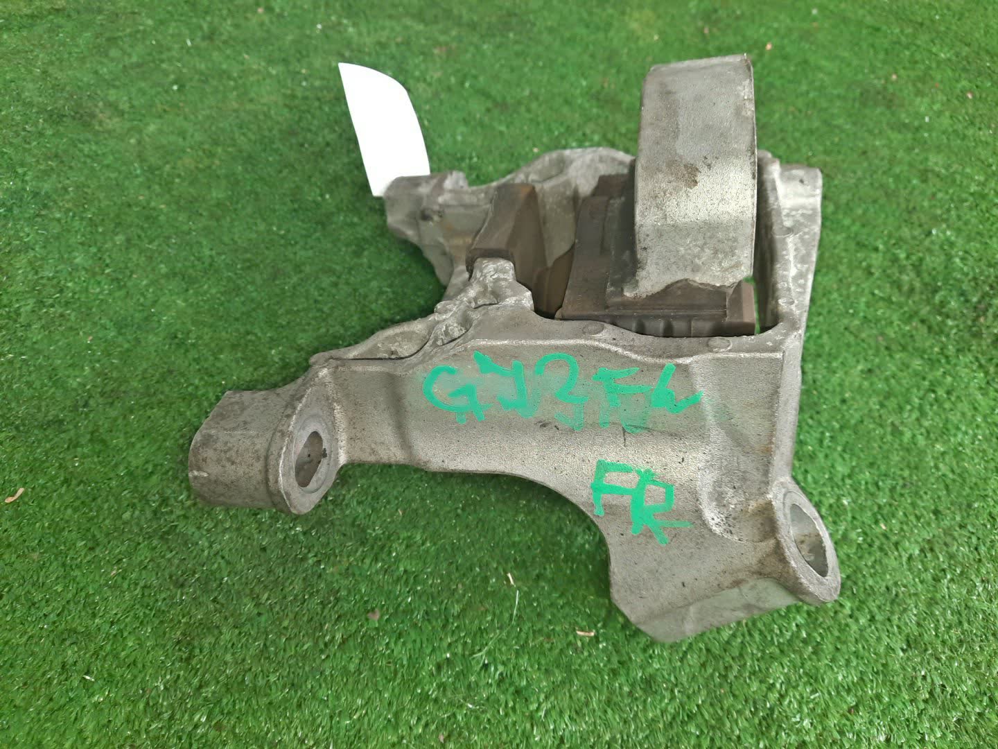 Подушка двс правая MAZDA ATENZA GJ2FW SH-VPTR 3 ракурс
