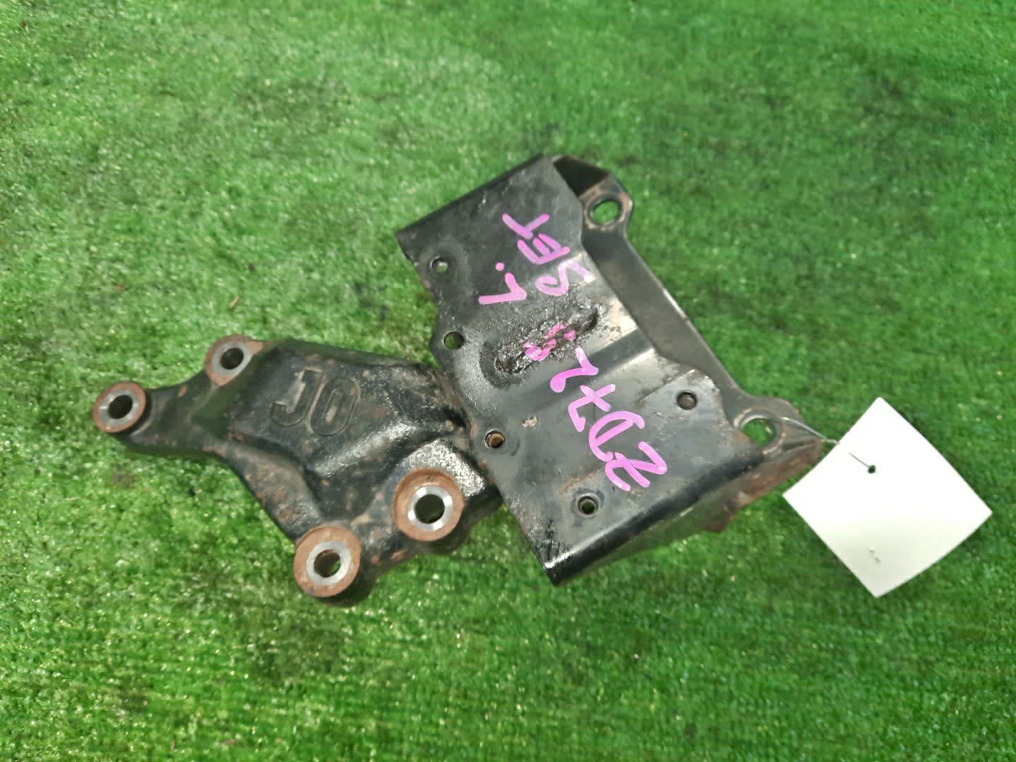 Подушка двс левая передняя SUZUKI SWIFT ZD72S K12B 2 ракурс