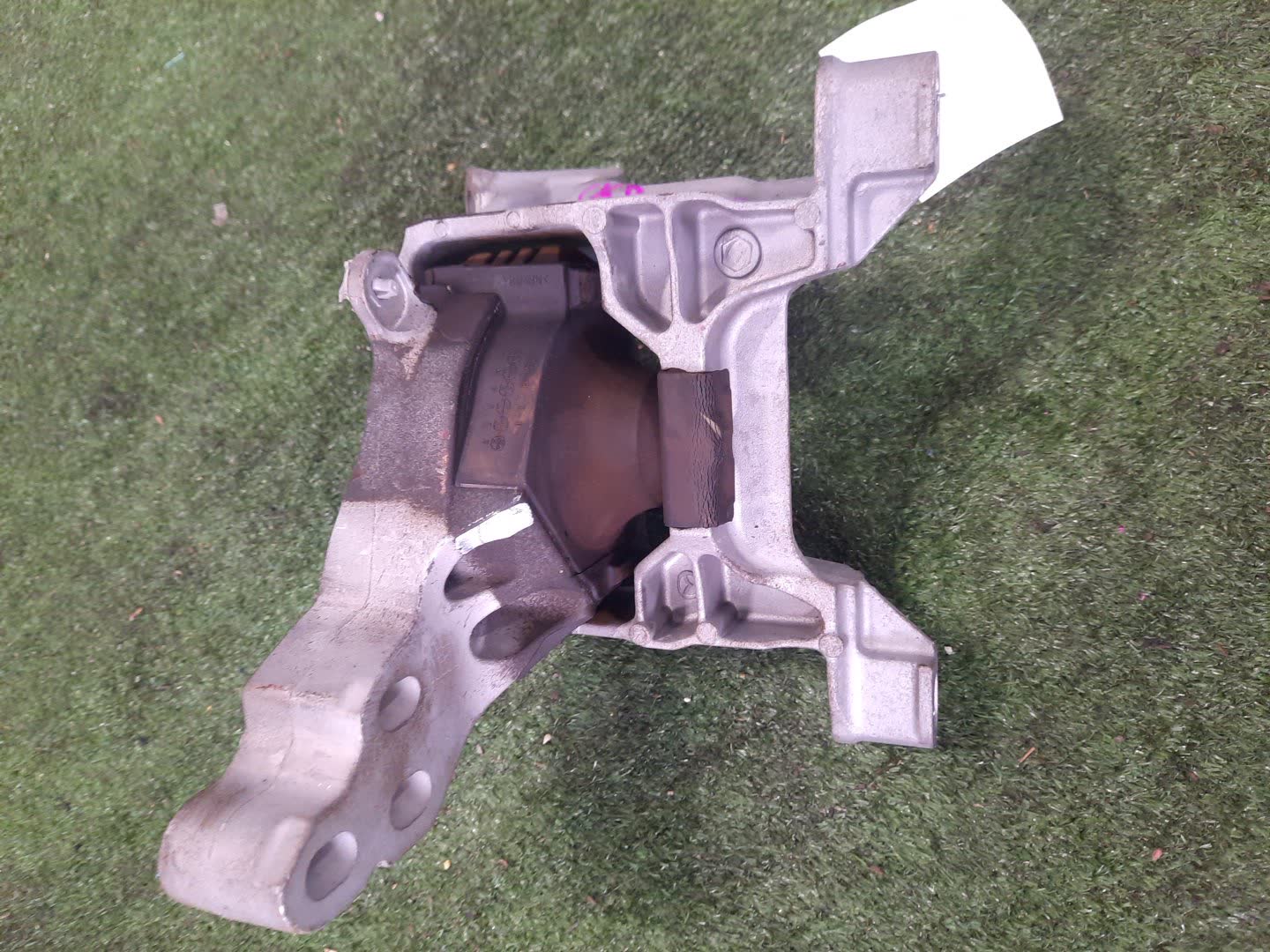 Подушка двс правая MAZDA AXELA BM5FP P5-VPS 3 ракурс