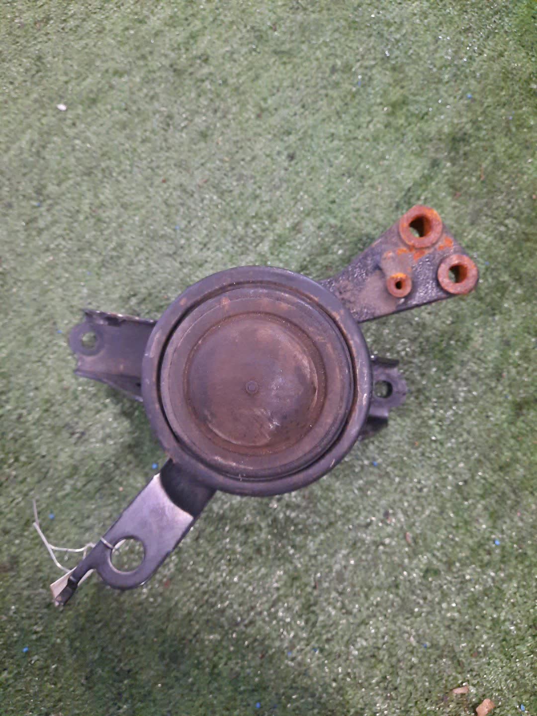 Подушка двс правая TOYOTA SIENTA NHP170G 1NZ-FXE 1 ракурс