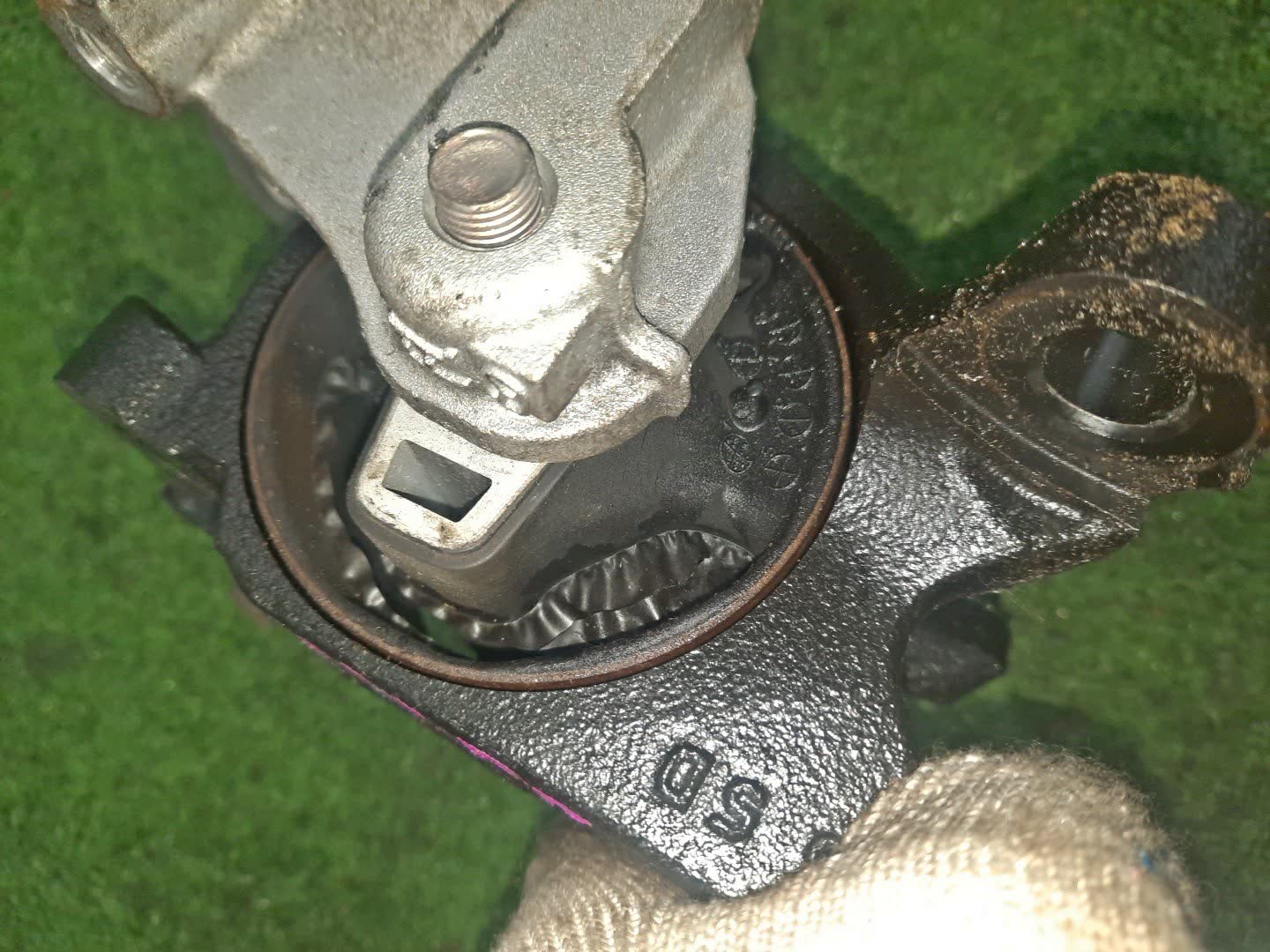 Подушка двс левая MAZDA ATENZA GJ2FP SH-VPTR 2 ракурс
