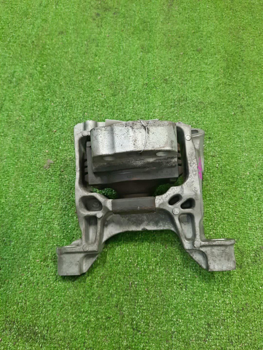 Подушка двс правая передняя MAZDA ATENZA GJ2FP SH-VPTR 1 ракурс