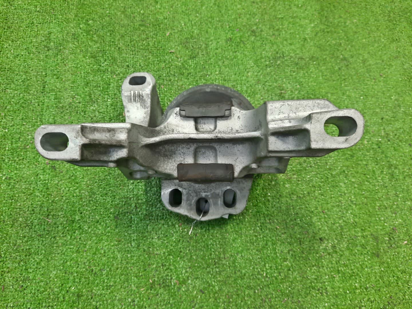 Подушка двс правая передняя MAZDA ATENZA GJ2FP SH-VPTR 2 ракурс