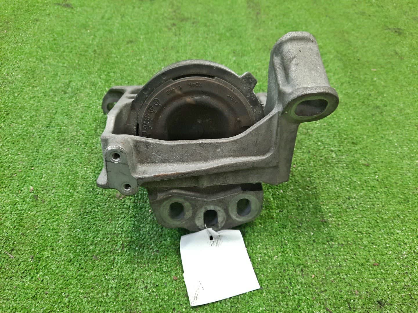 Подушка двс правая передняя MAZDA ATENZA GJ2FP SH-VPTR 3 ракурс
