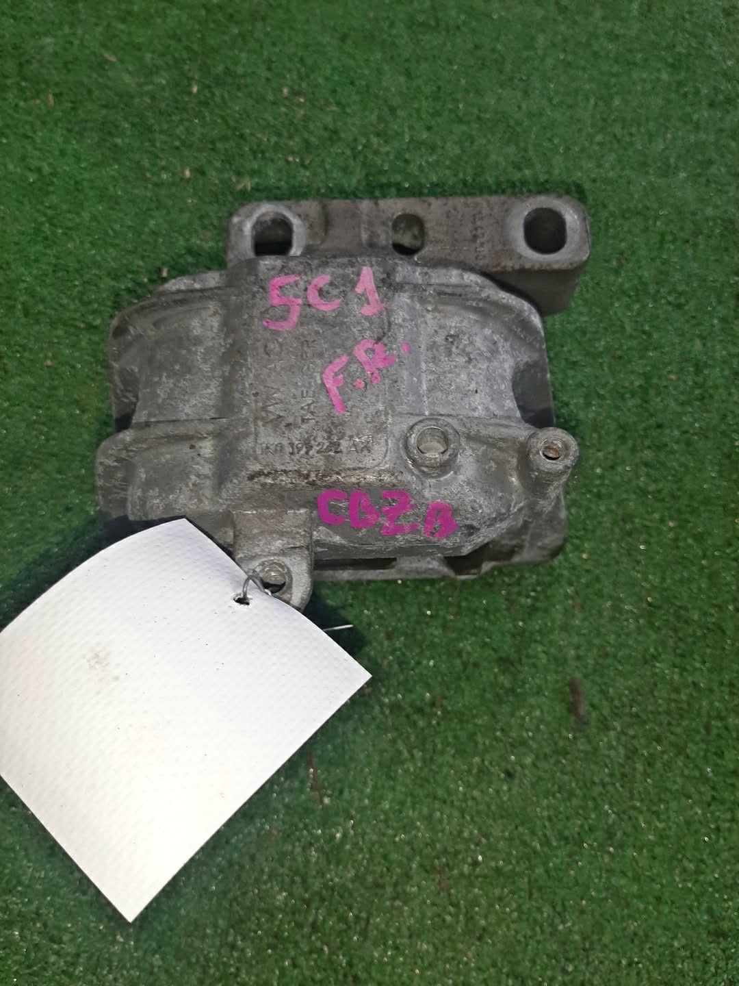Подушка двс правая передняя VOLKSWAGEN BEETLE 5C1 1 ракурс