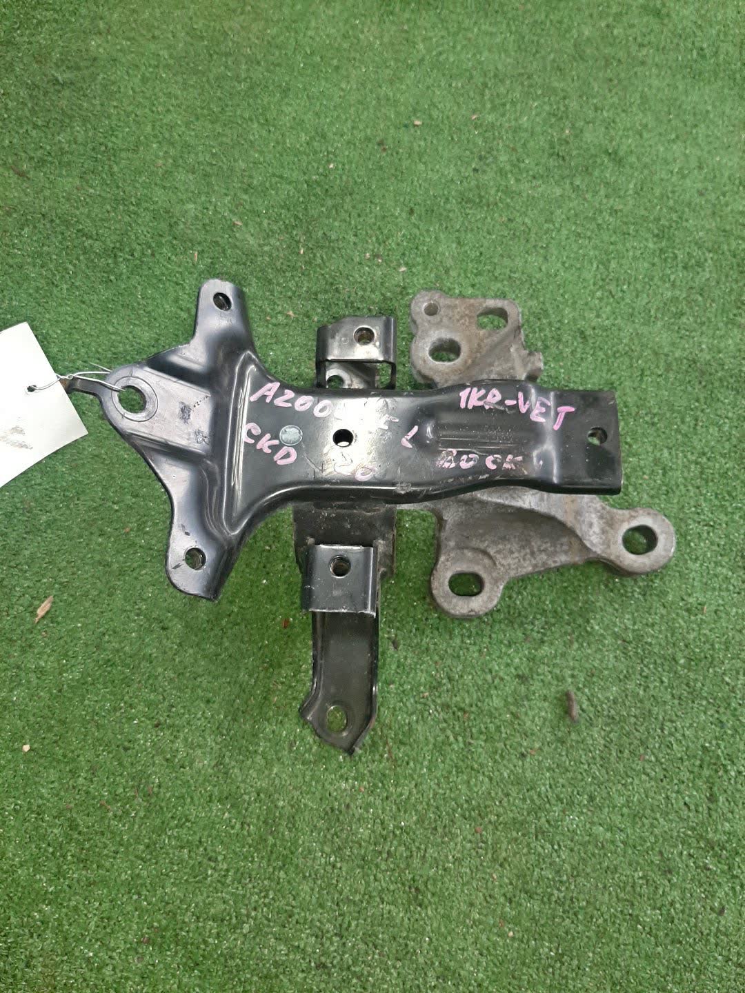 Подушка двс левая передняя DAIHATSU ROCKY A200S 1KR-VET 1 ракурс