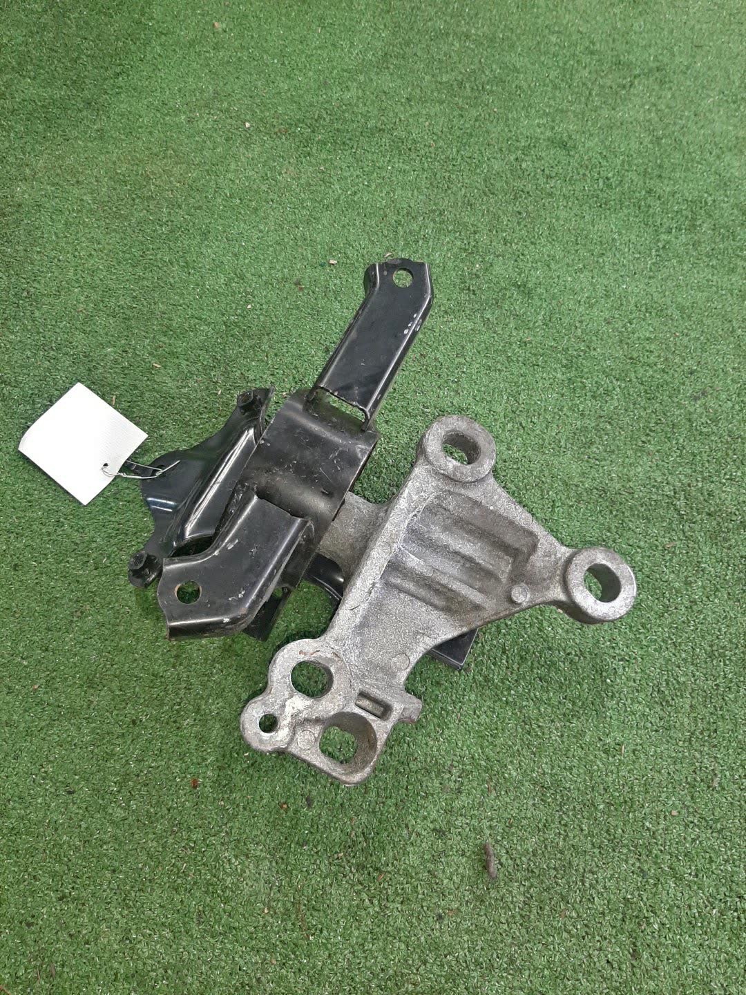 Подушка двс левая передняя DAIHATSU ROCKY A200S 1KR-VET 2 ракурс