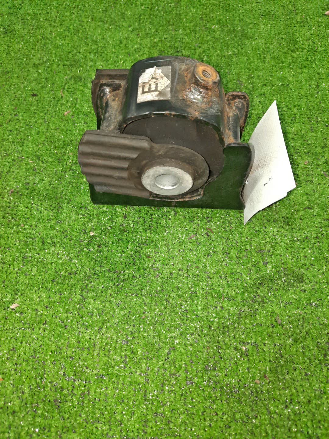 Подушка двс передняя TOYOTA HARRIER ZSU65W 3ZR-FAE 1 ракурс