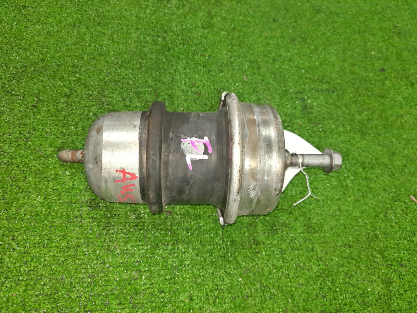 Подушка двс левая передняя TOYOTA CROWN AWS210 2AR-FSE 2 ракурс