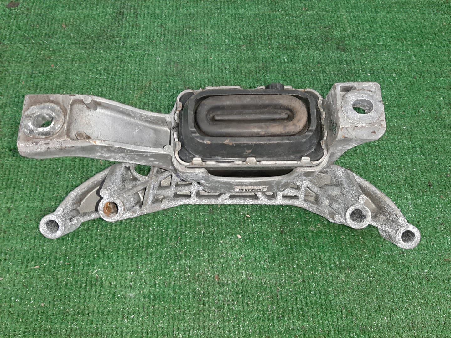 Подушка двс правая передняя MINI COUNTRYMAN R60 WMW2C32060WN00865 2 ракурс