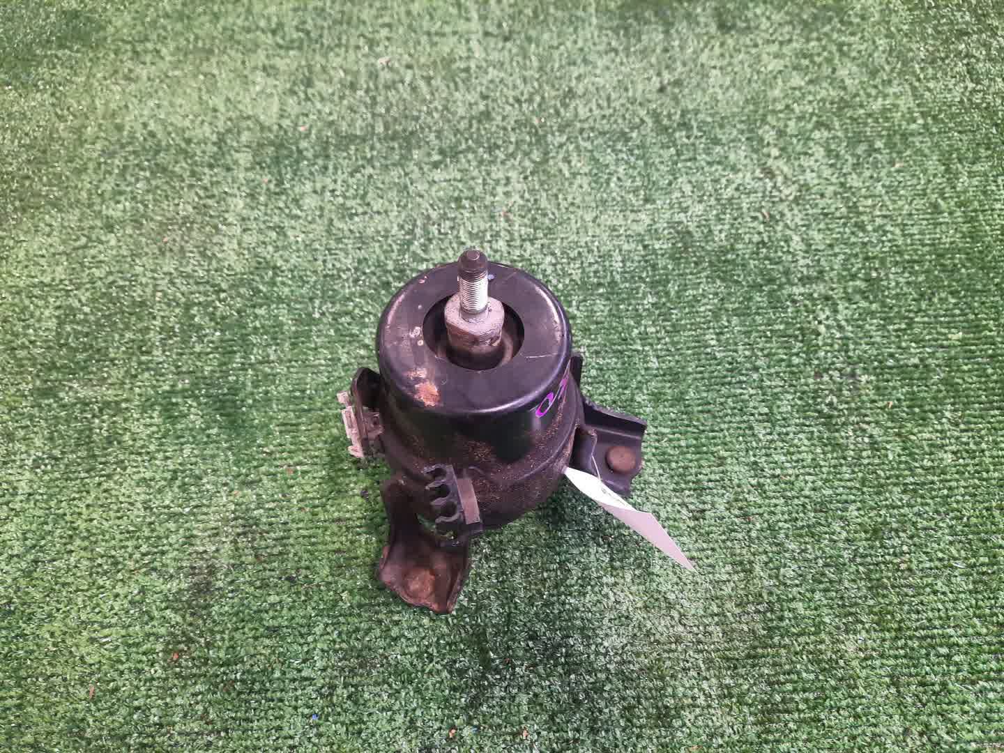 Подушка двс передняя TOYOTA HARRIER GSU30W 2GR-FE 1 ракурс