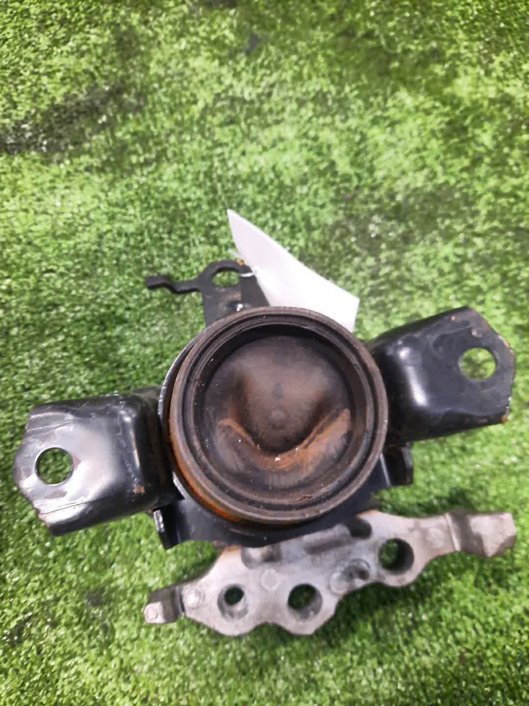 Подушка двс правая передняя DAIHATSU MIRA E:S LA350S KF 2 ракурс