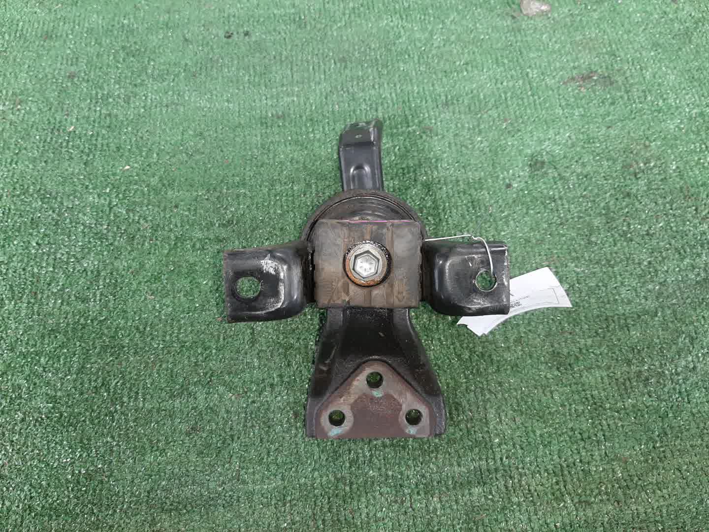 Подушка двс правая передняя MITSUBISHI MIRAGE DINGO CQ2A 4G15 2 ракурс