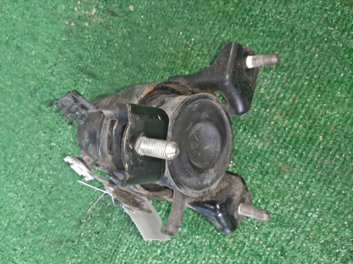 Подушка двс передняя TOYOTA HARRIER GSU35W 2GR-FE 1 ракурс