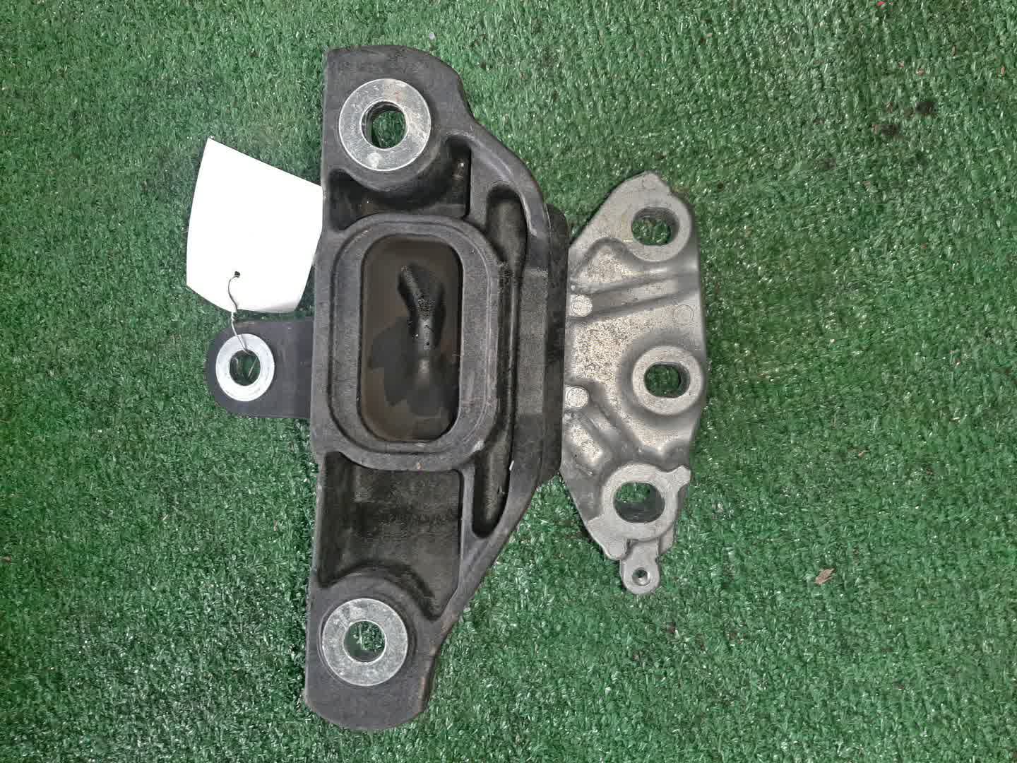 Подушка двс левая передняя HONDA N-VAN JJ1 S07B 2 ракурс