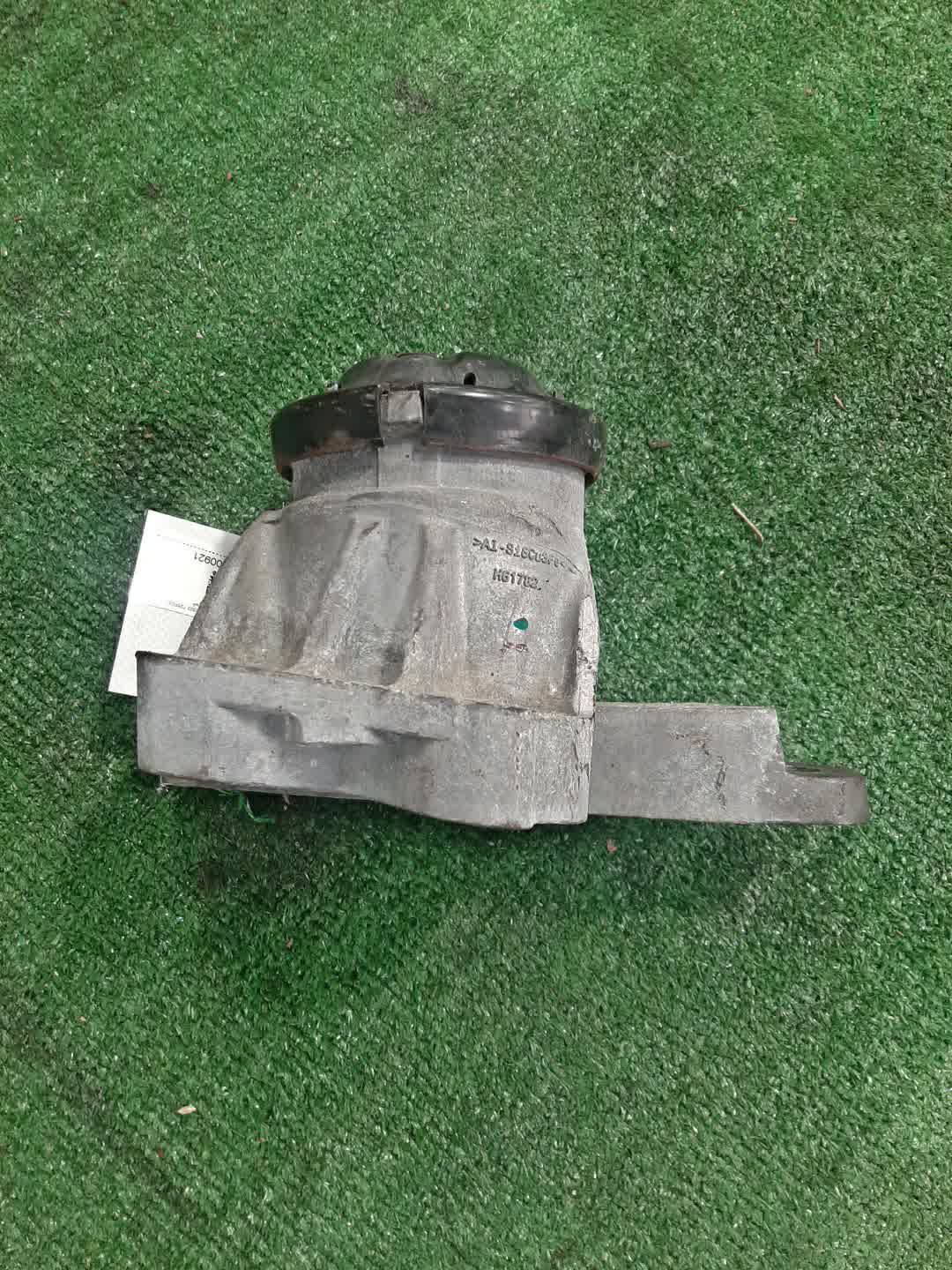 Подушка двс правая передняя FORD EXPLORER U502 T35PDED 1 ракурс