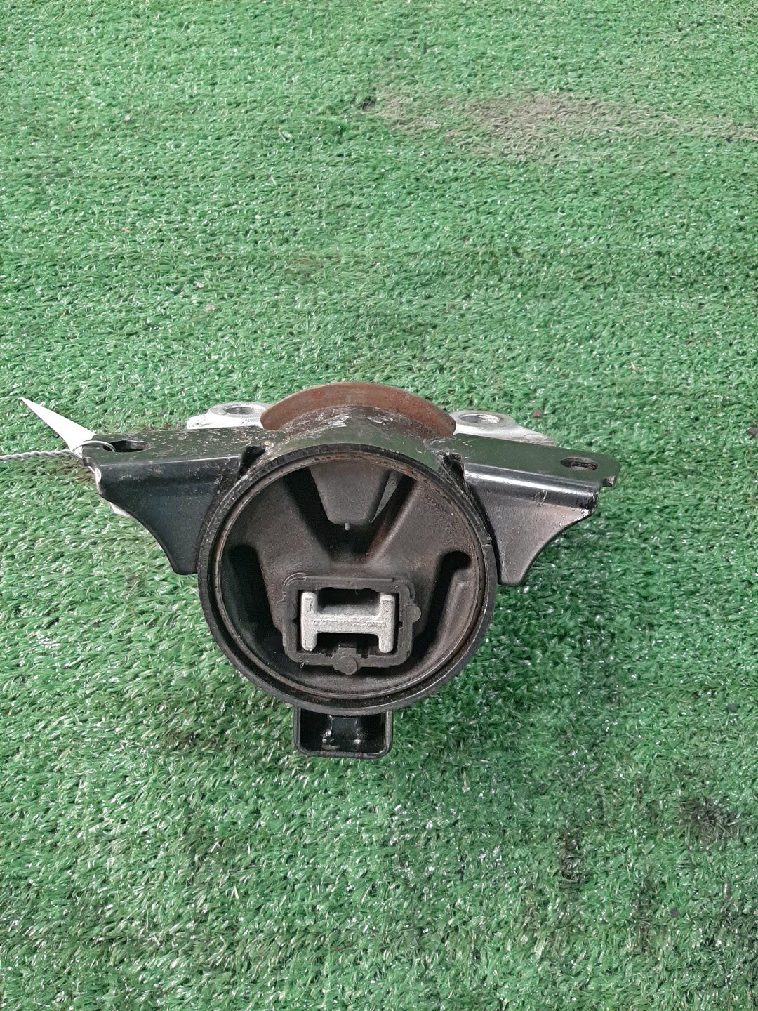 Подушка двс левая передняя NISSAN DAYZ B48W BR06DE 2 ракурс