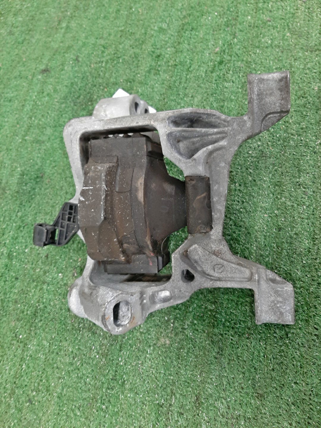 Подушка двс правая передняя MAZDA CX-8 KG5P PY-VPTS 2 ракурс